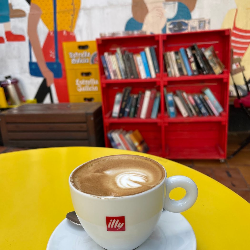 libros y cafe 1