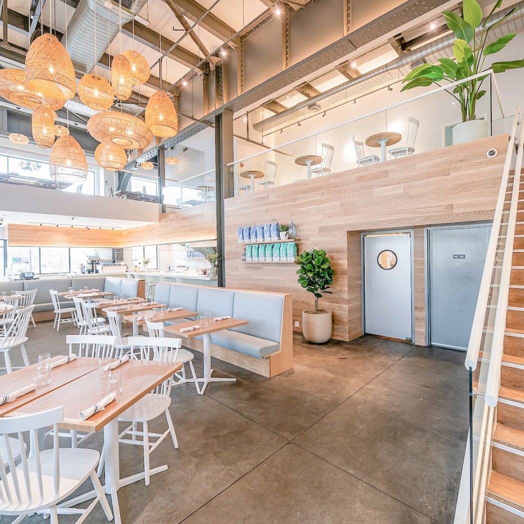 Bluestone Lane Chelsea Piers Café 2