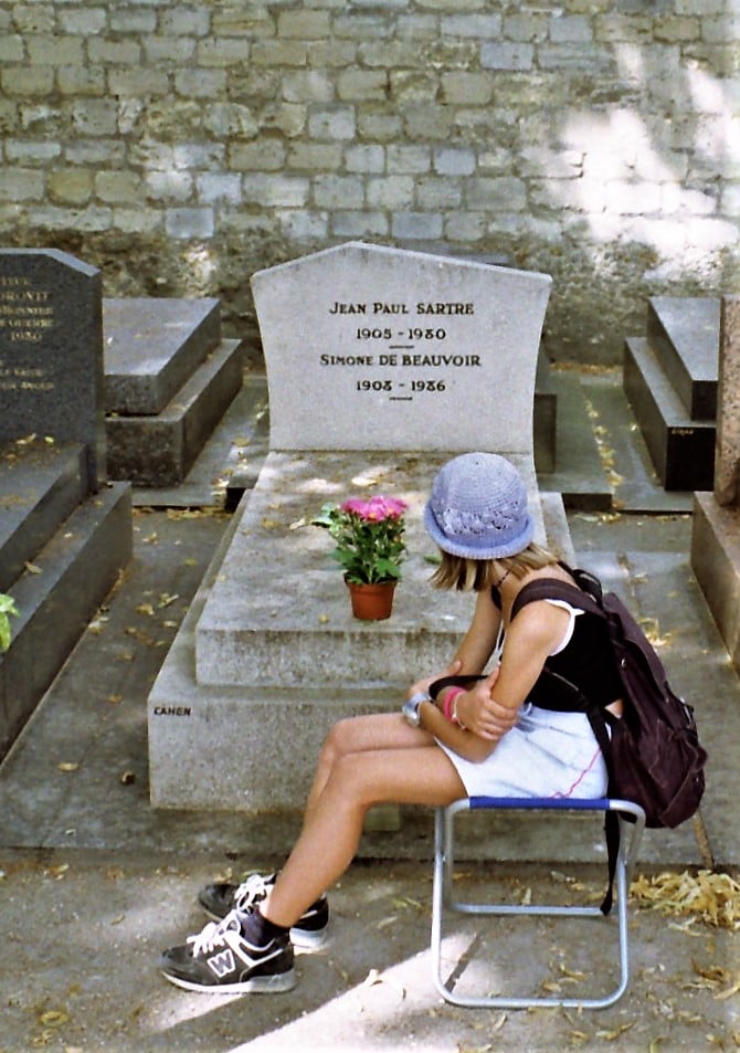 Jean Paul Sartre and Simone de Beauvoir’s tomb 1