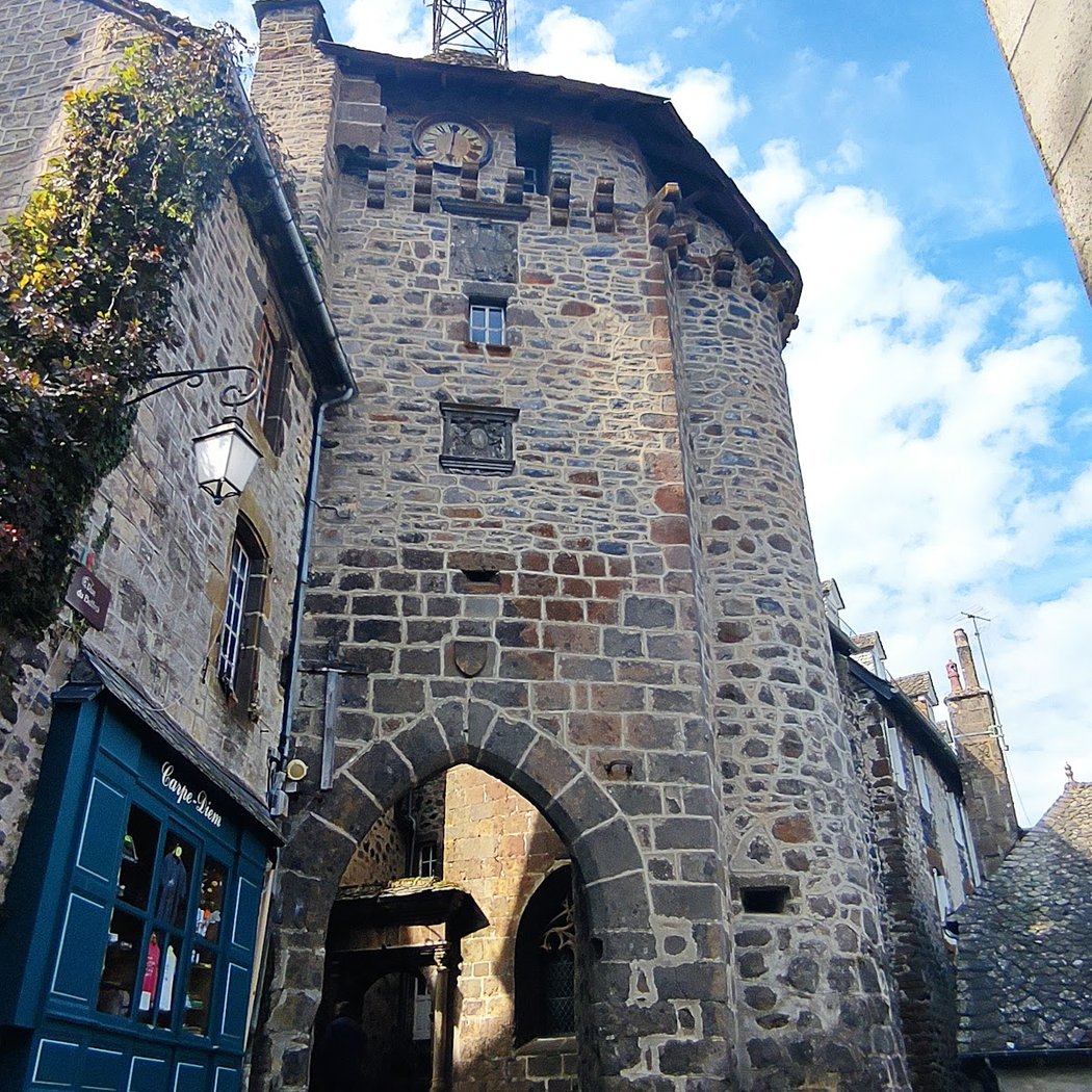 Salers - village médiéval 2