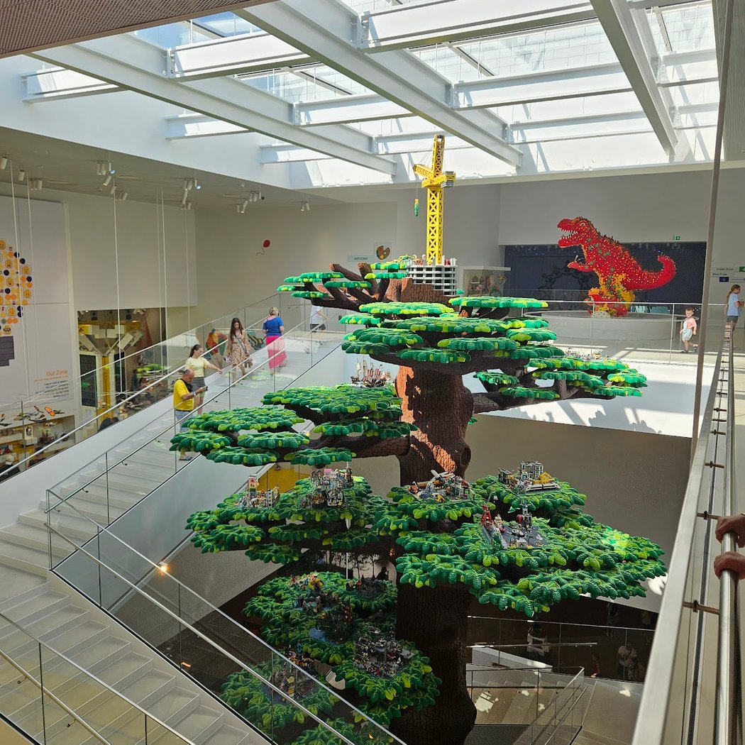 LEGO House 3