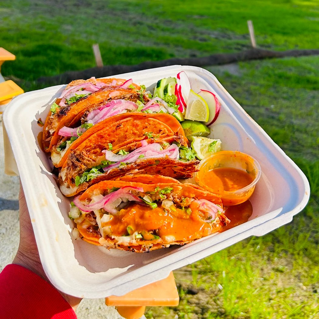 Tortas & tacos la Cruzazuleada 1