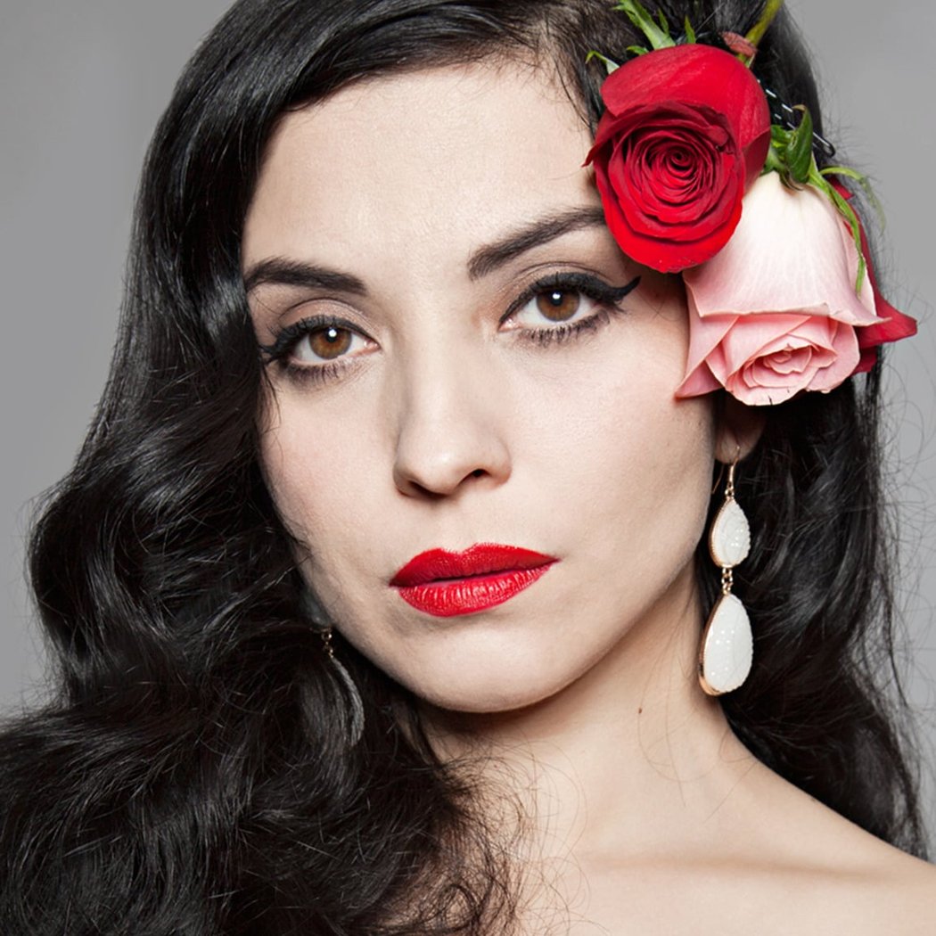 Mon Laferte 1