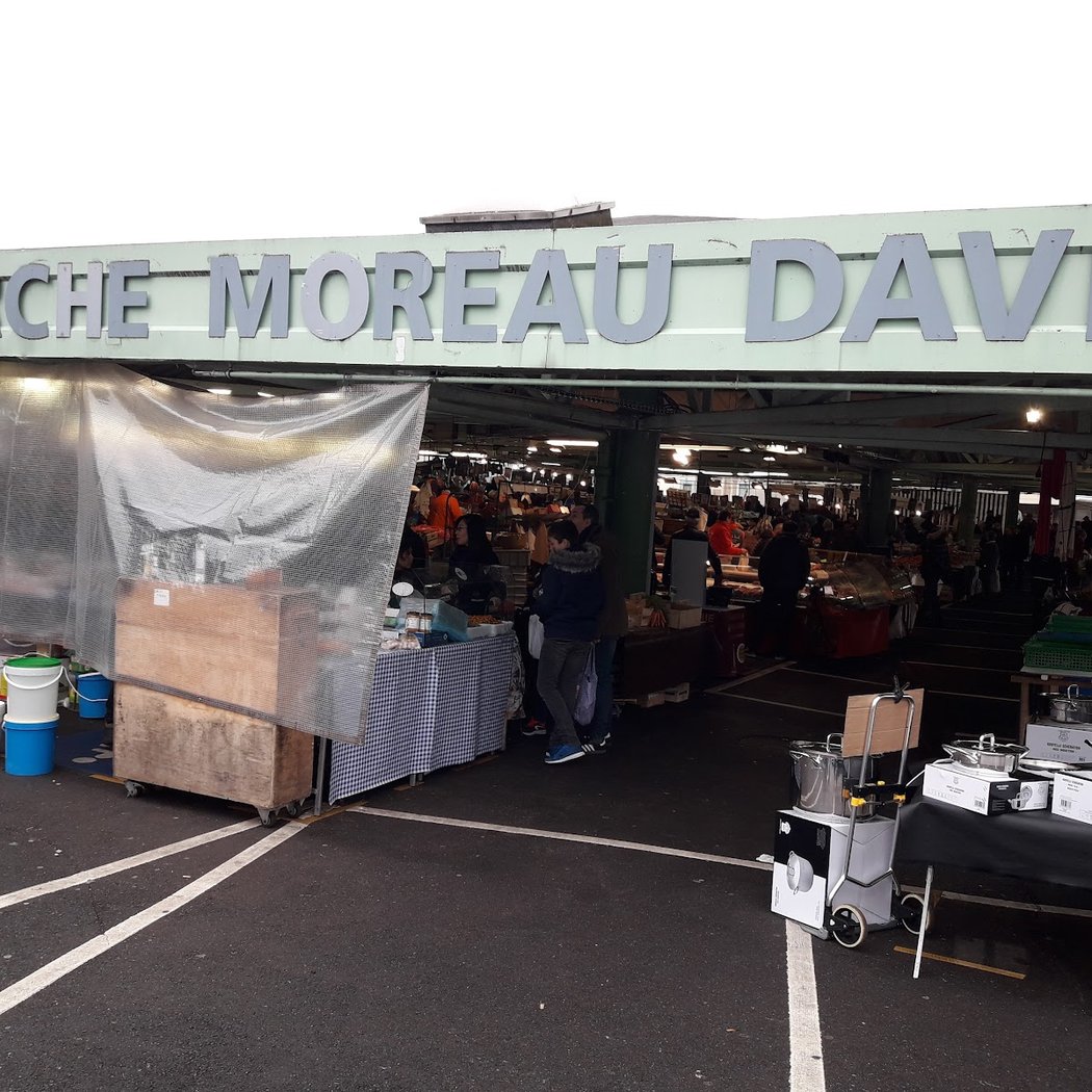 Marché Place Moreau David 2