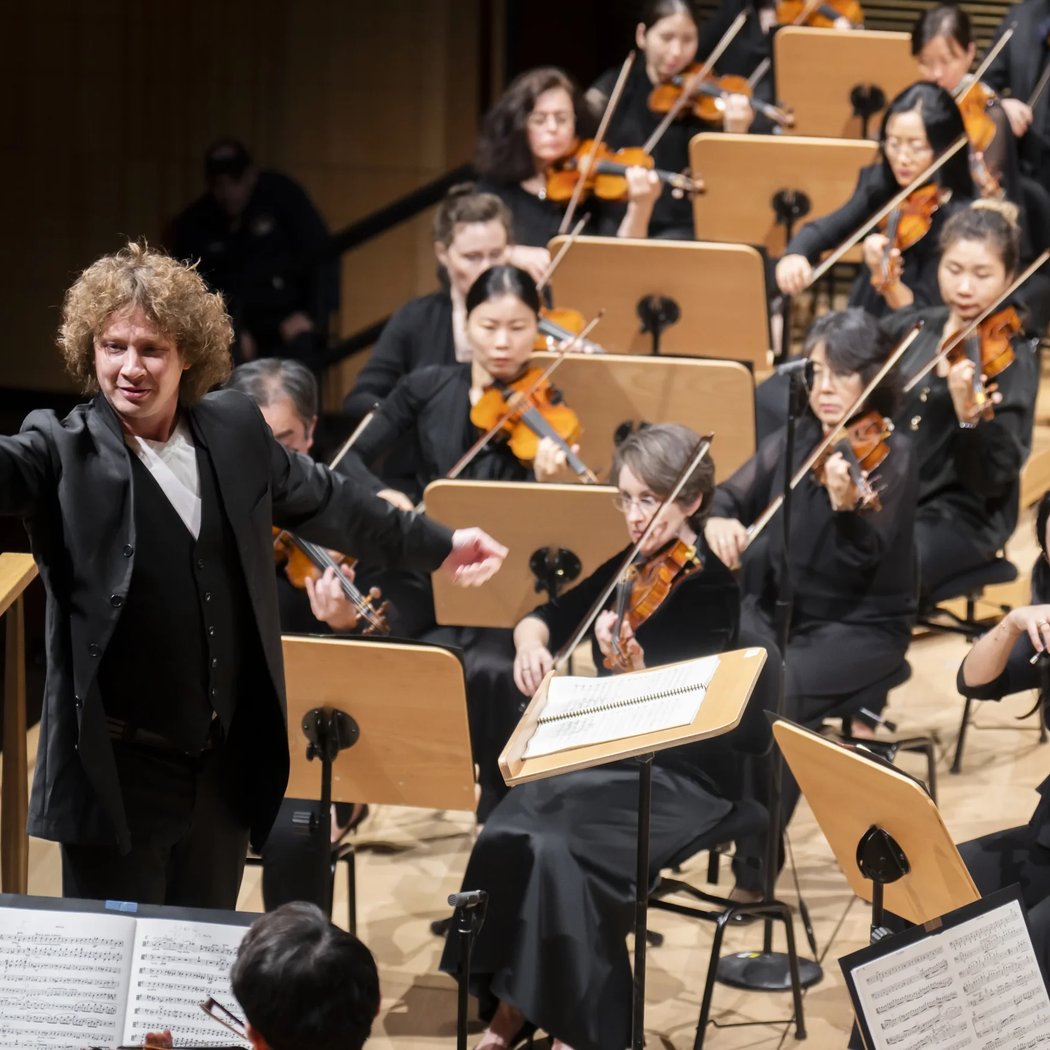 Rouvali Conducts Carmina Burana 1