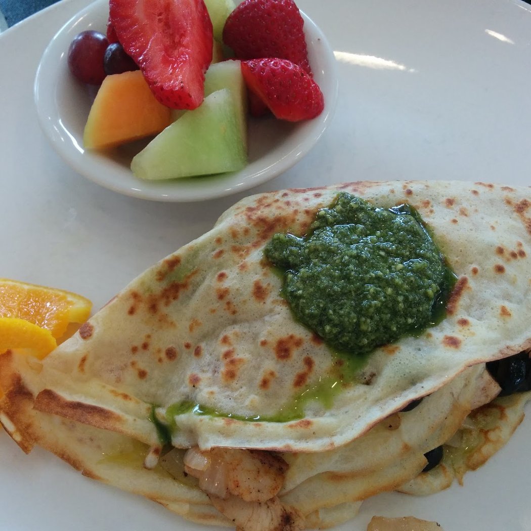 Whispers Cafe & Creperie 3