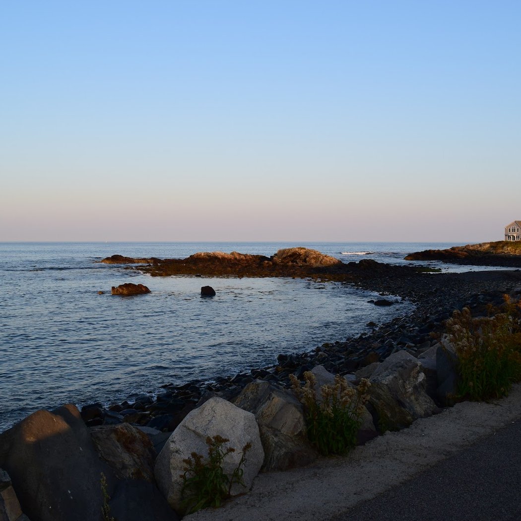Perkins Cove Road 3