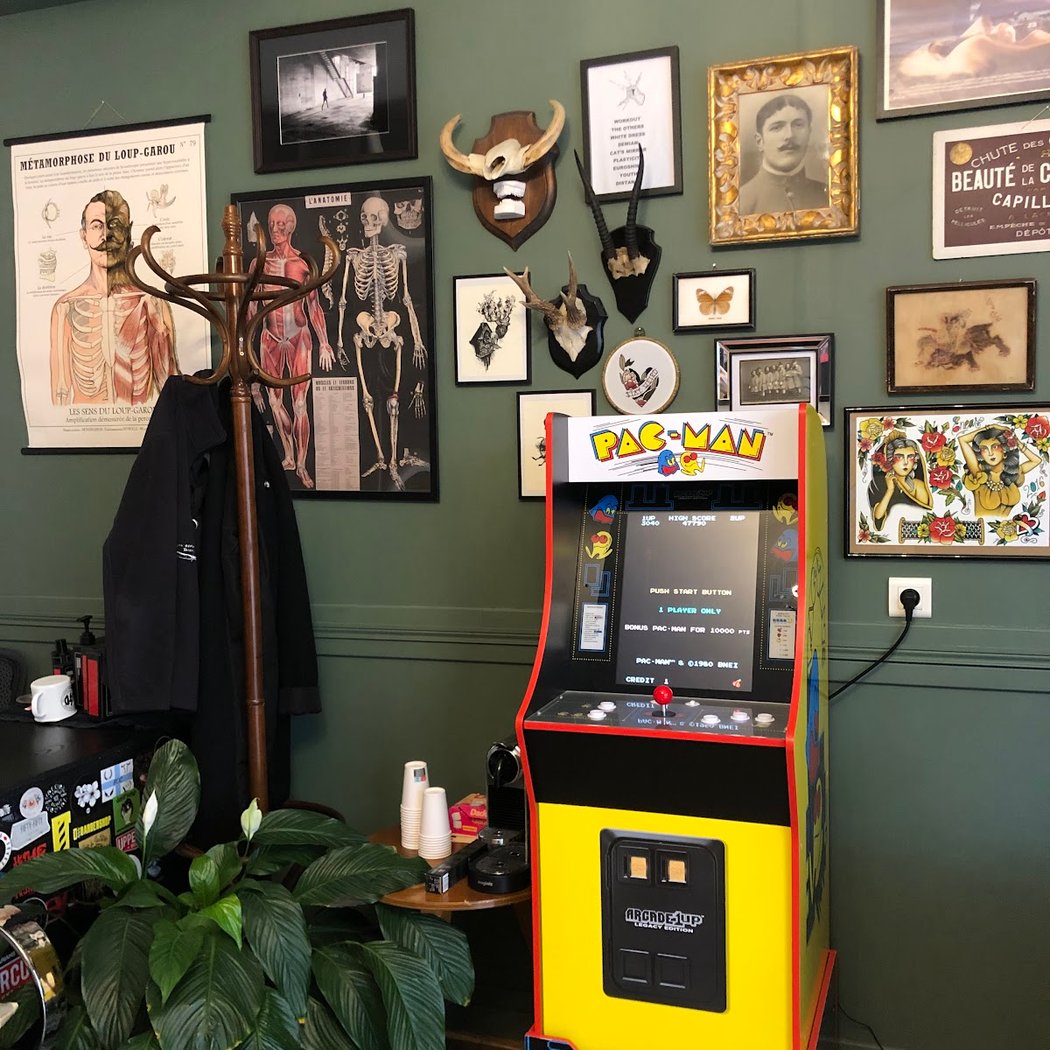 Des jeunes gens modernes - Coiffeur homme-barbier & disquaire 2
