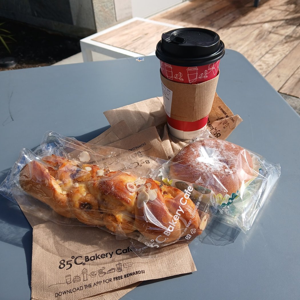 85°C Bakery Cafe - Cupertino 3