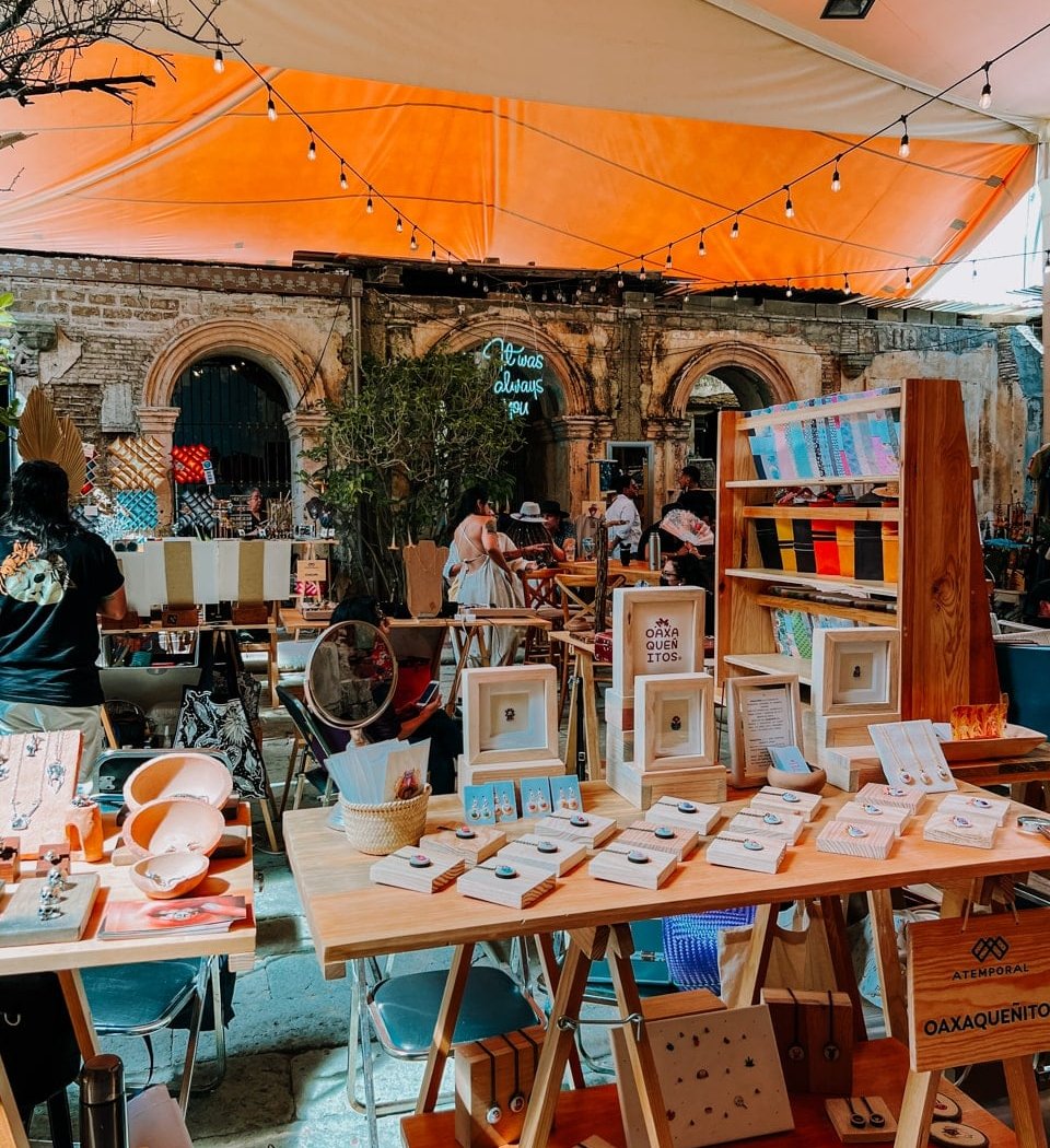 Vintage & Artisan Market 3