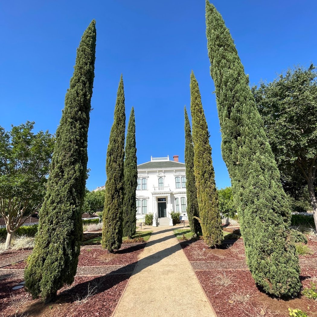 Glass House Museum 2