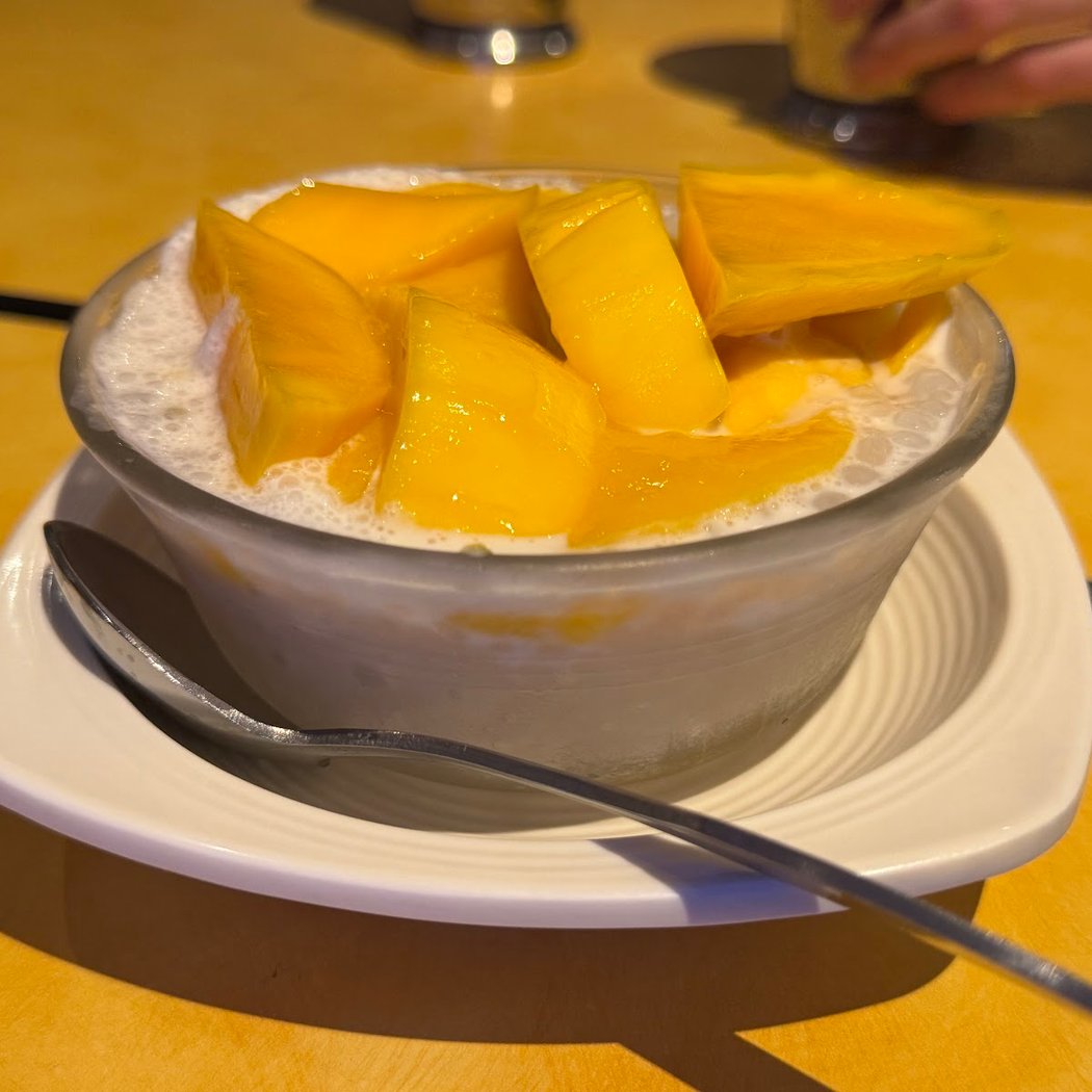 Kowloon Tong Dessert Cafe 1