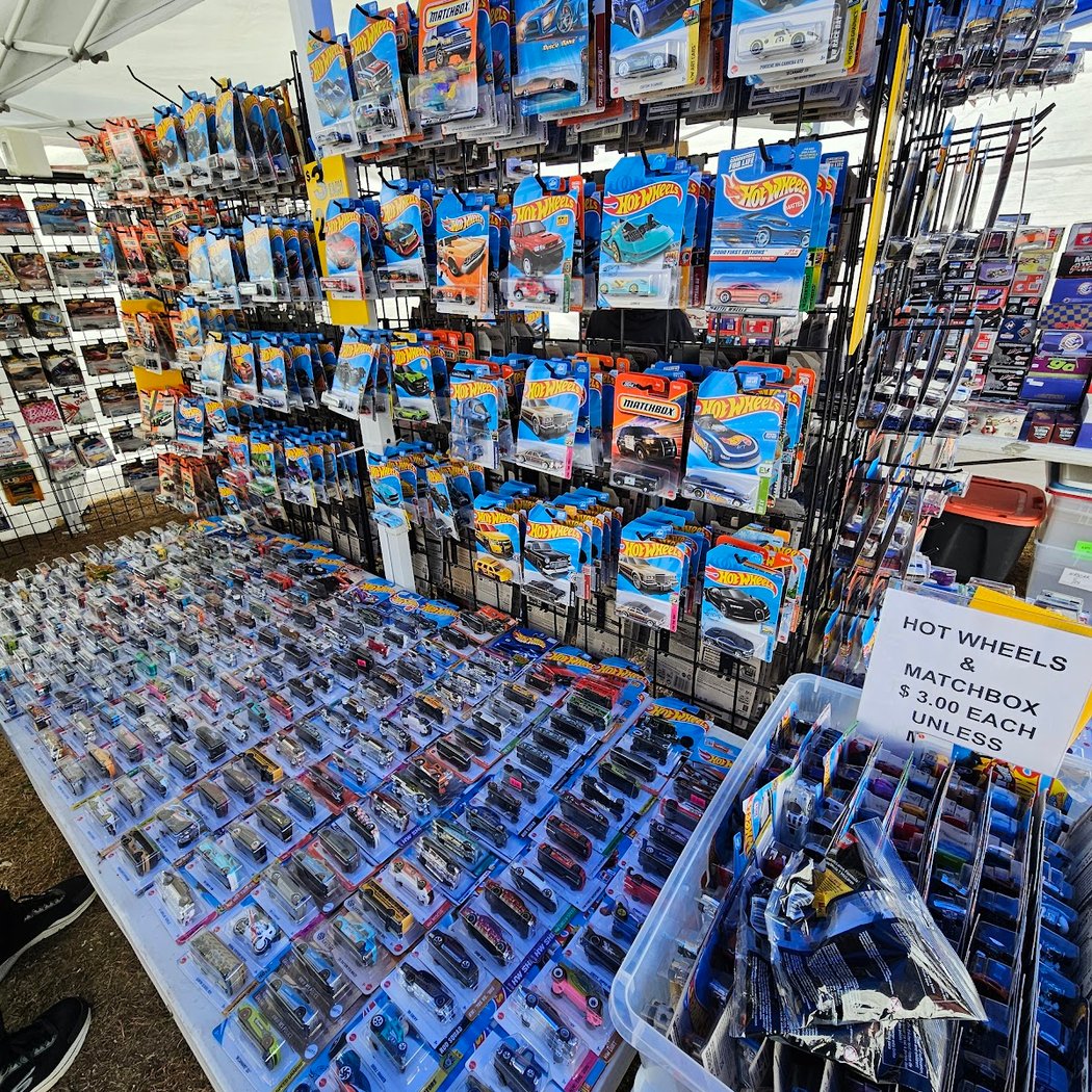 Stormville Airport Antique Show & Flea Market 4