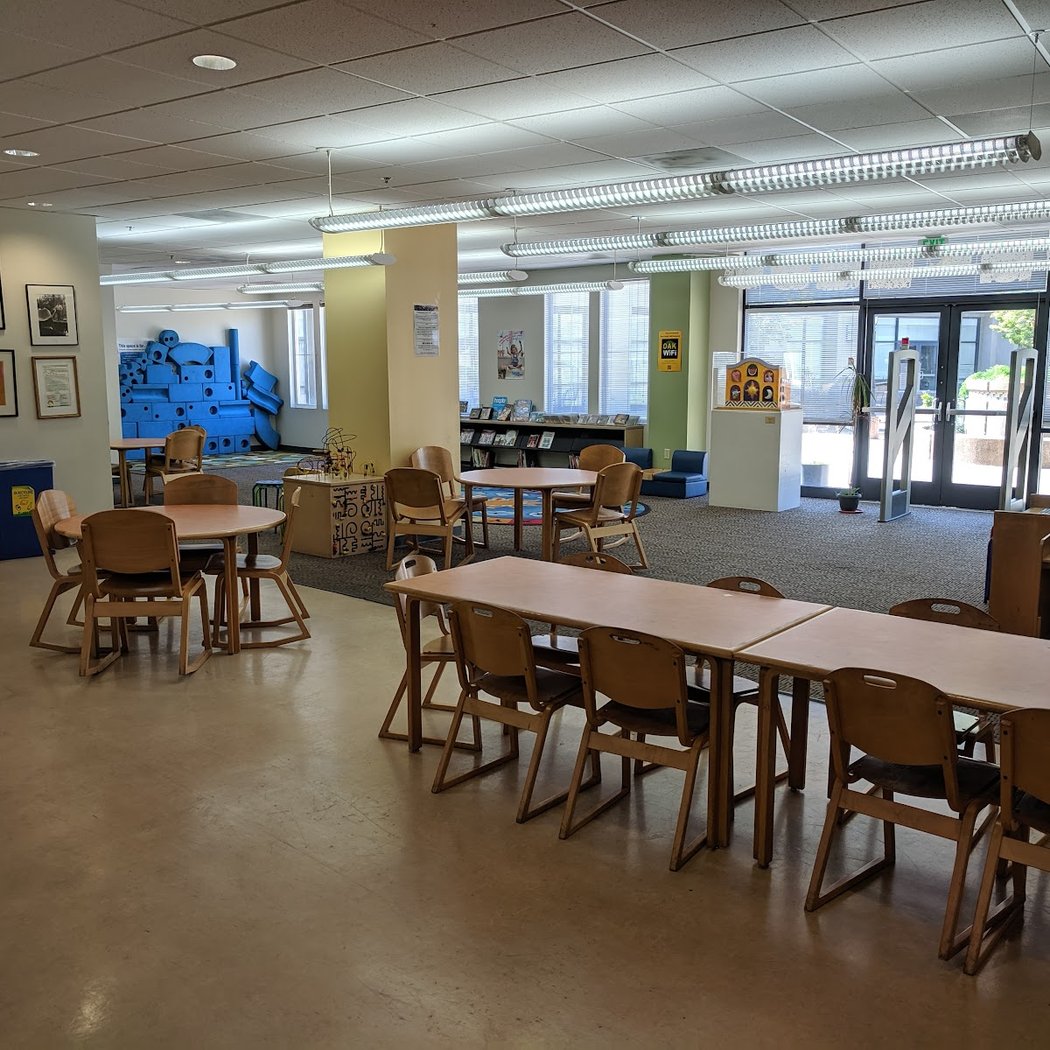 Free Drop-in Art Workshops with MOCHA in the Library 3