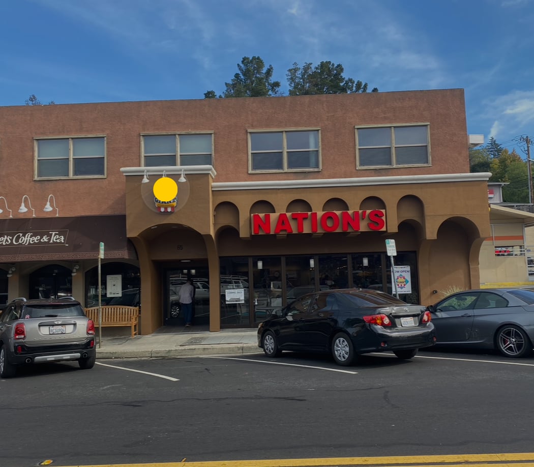 Nation's Giant Hamburgers & Great Pies 2