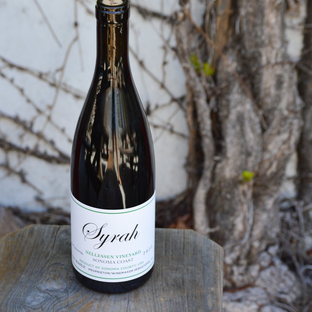 Free Glass of Nellessen Syrah for All Dads 1