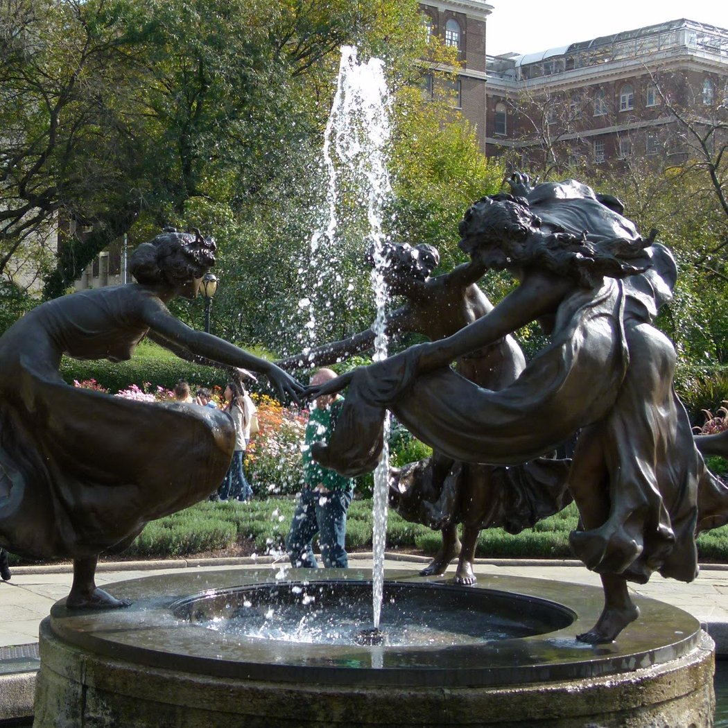 Untermyer Fountain 3