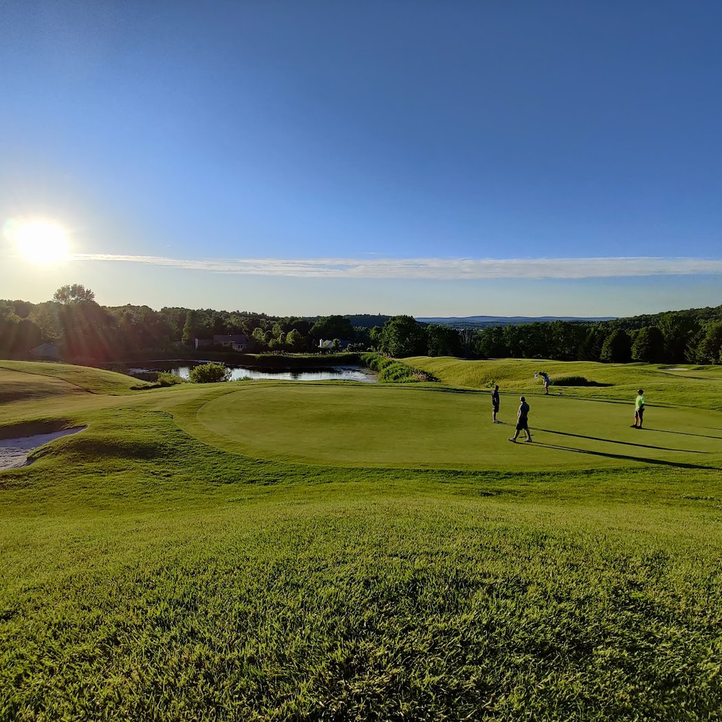 SkyView Golf Club 2
