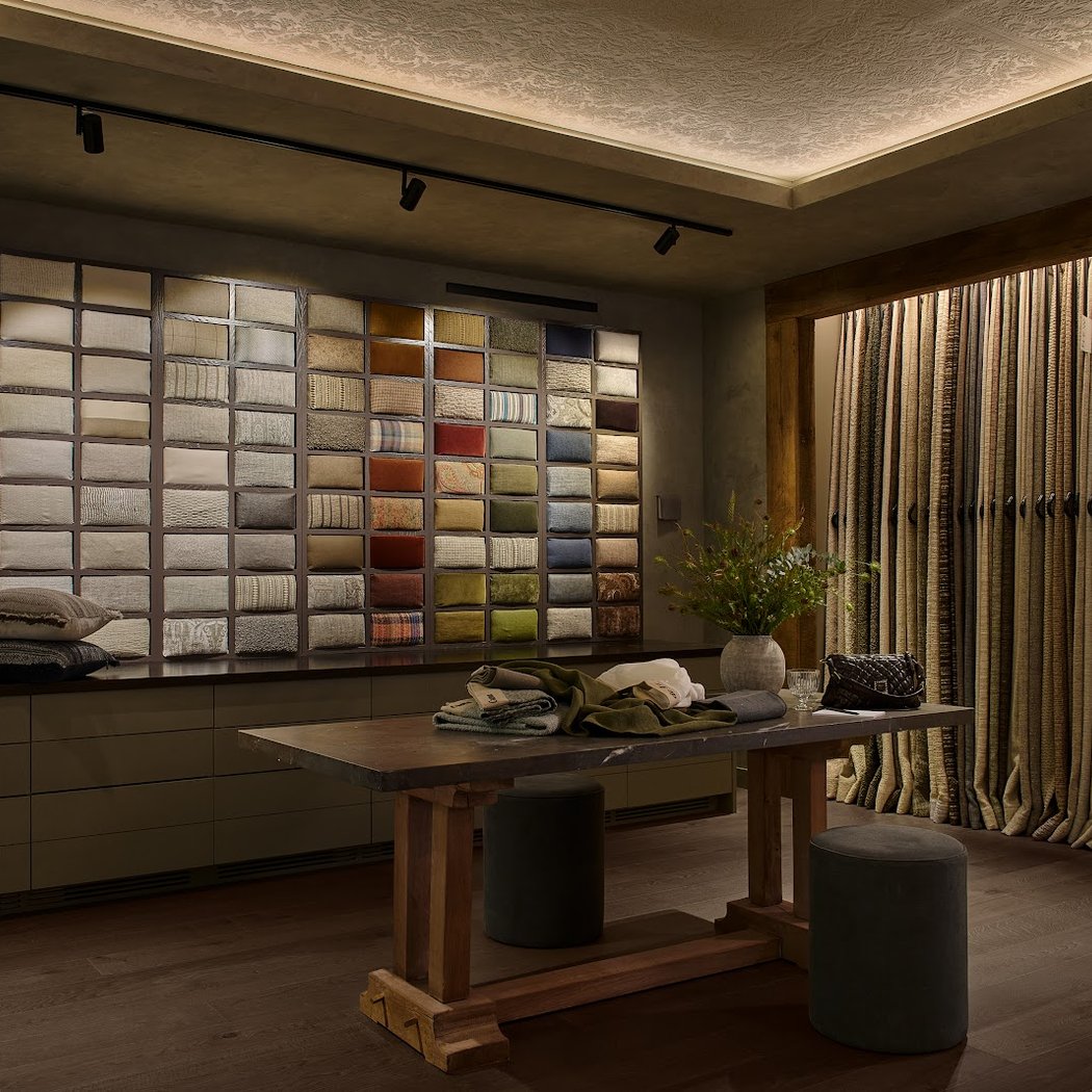 de Le Cuona New York Showroom and Accessories Boutique 1