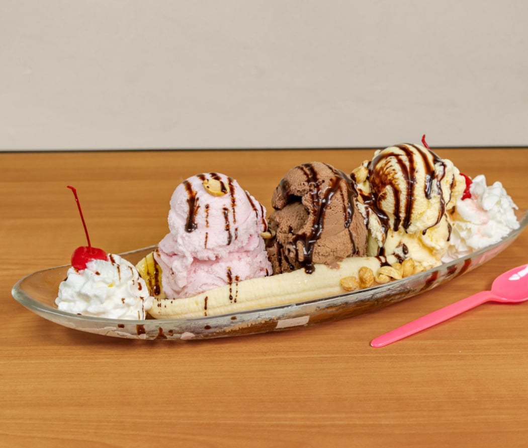 Scoops & crepes 1