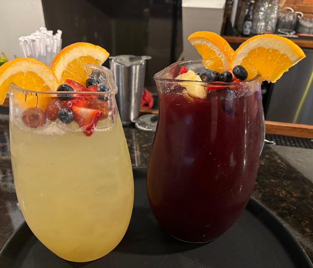 Abanico Tapas Bar, Restaurant & Music 1