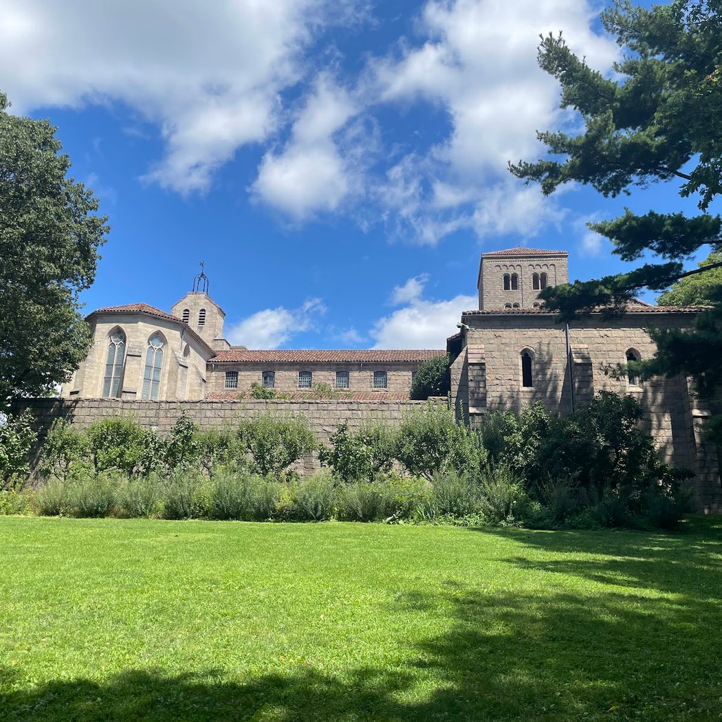 Cloisters Lawn 1