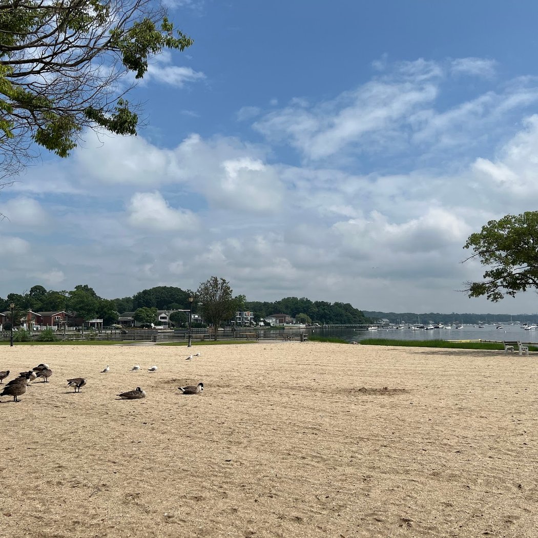 Manorhaven Beach Park & Pool 2