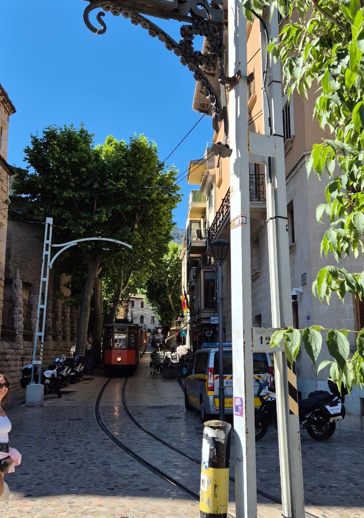 Plaça Constitució 2
