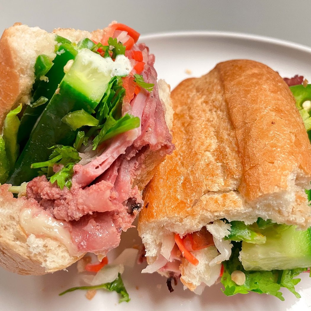 Bánh Mì Ba Lẹ 1