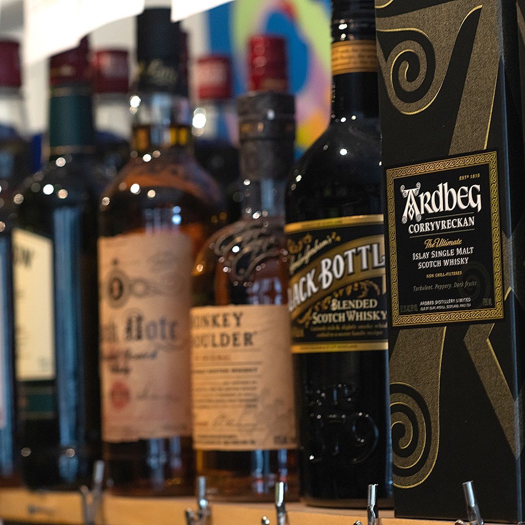 Fat Cat Wines & Spirits 1