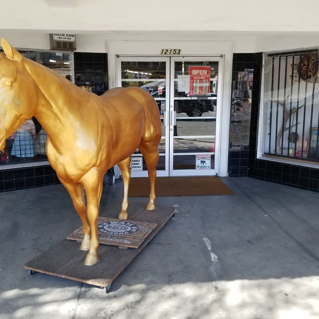 Golden Gate Western Wear 3