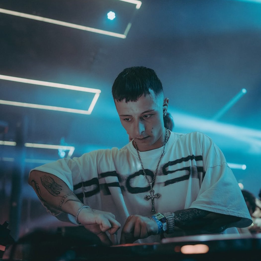 Prospa b2b Josh Baker + Rossi b2b Chloe Caillet 2