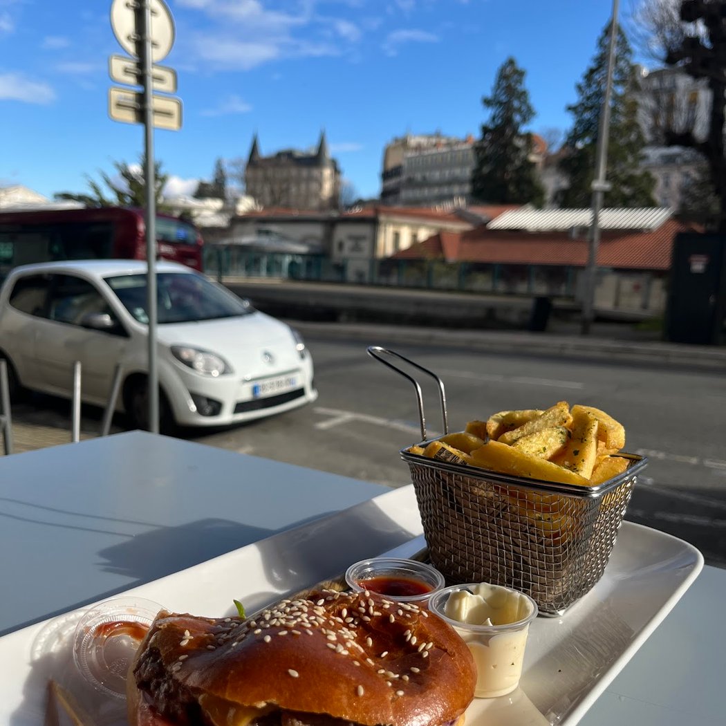 Royat Burger 3