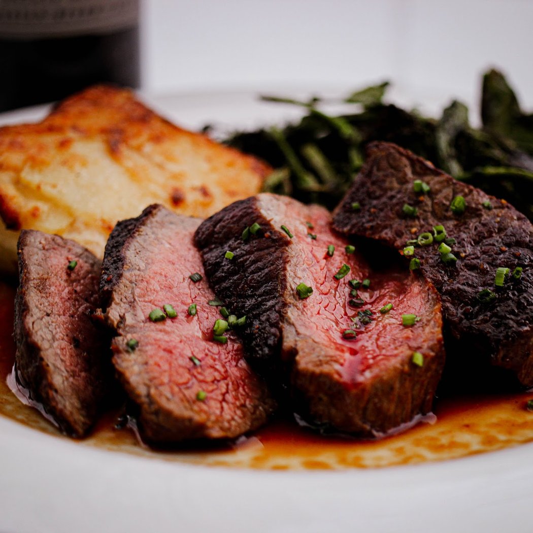Gravenstein Grill 1