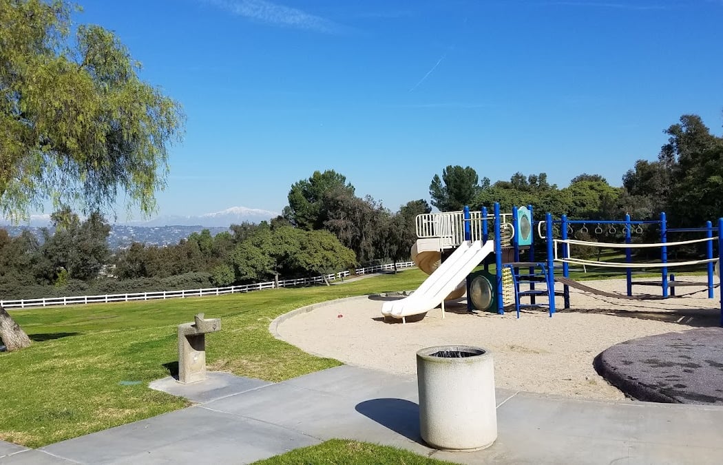 Vista del Valle Park 1