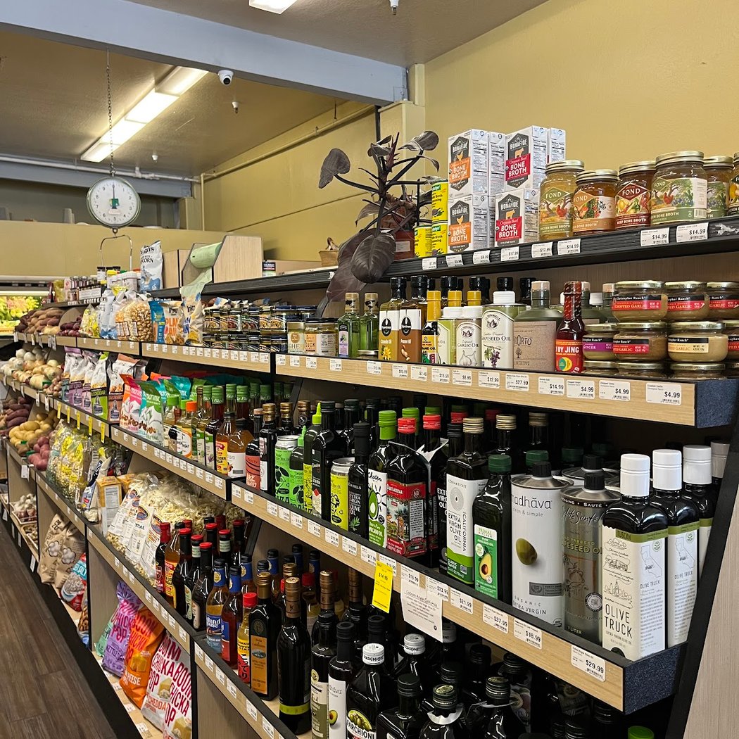 Estudillo Produce & Deli 3