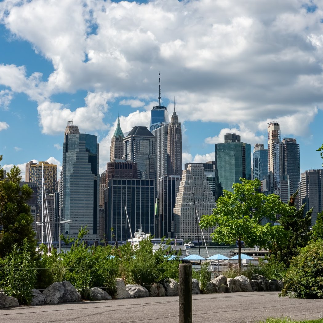 Pier 5 Uplands Lawn 1
