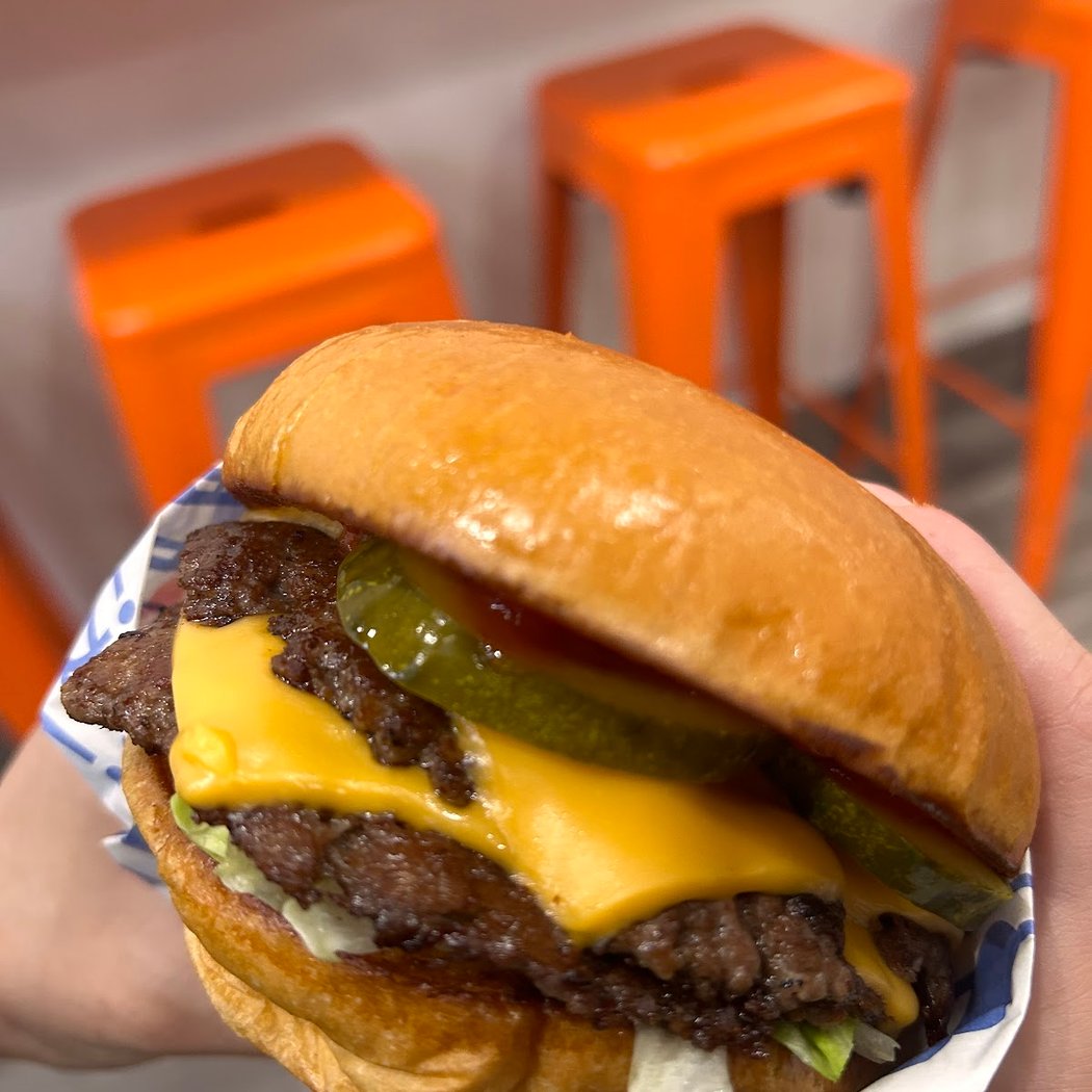 Burger Queens 1