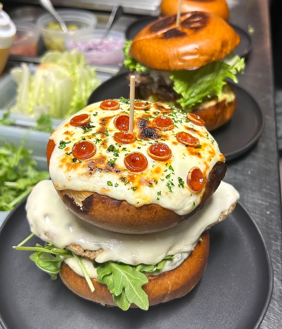 Burger Box 3