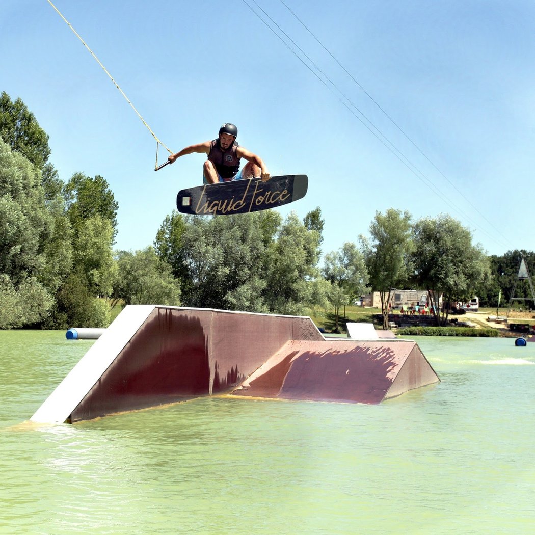 Téléski Nautique De Monteils "Evasion Cable Park » 1