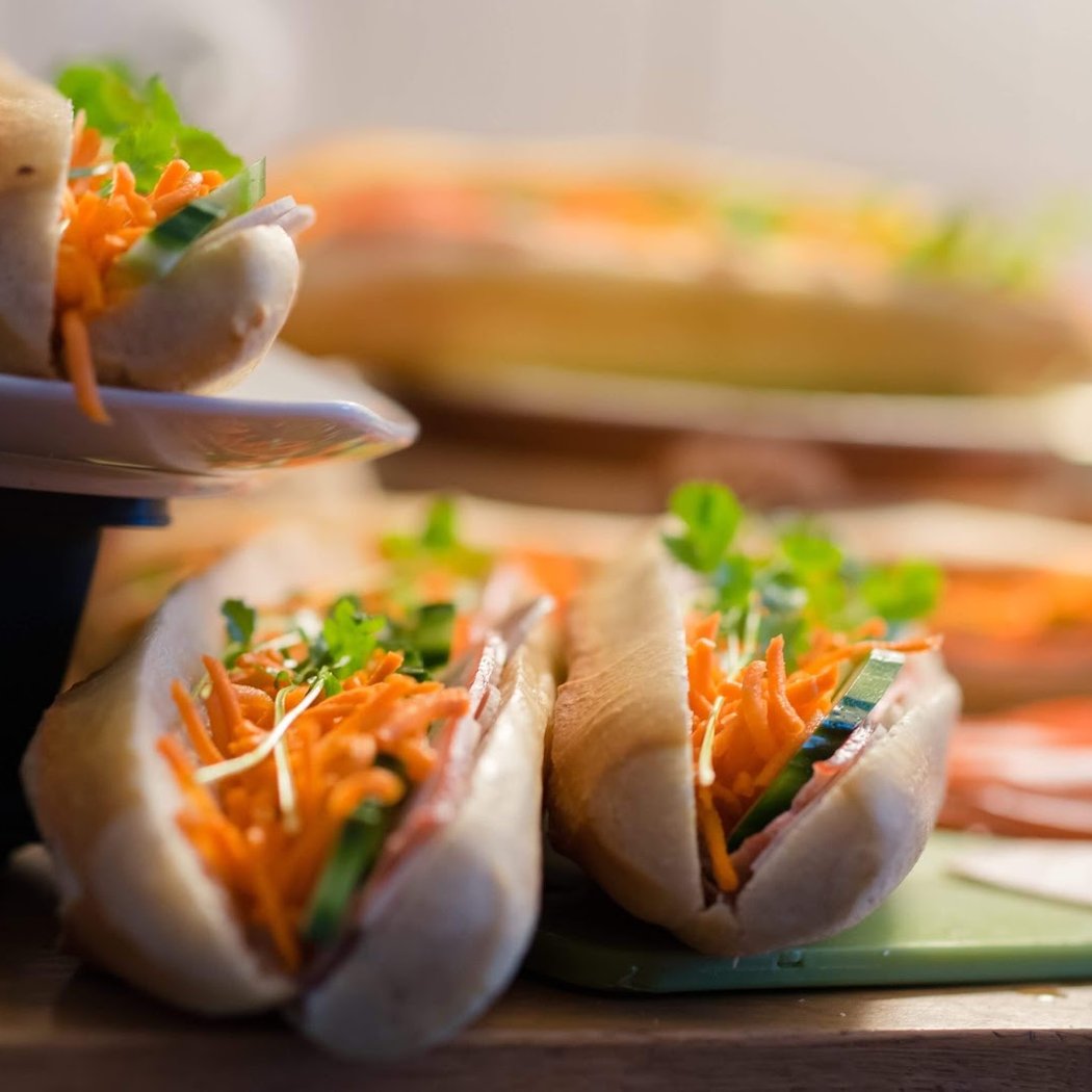 Bánh Mìe 1