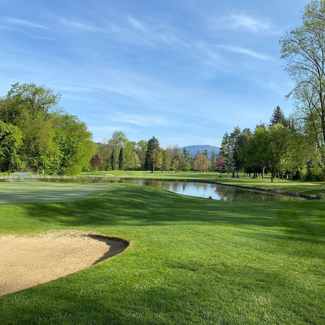 UGOLF GADANCOURT 1