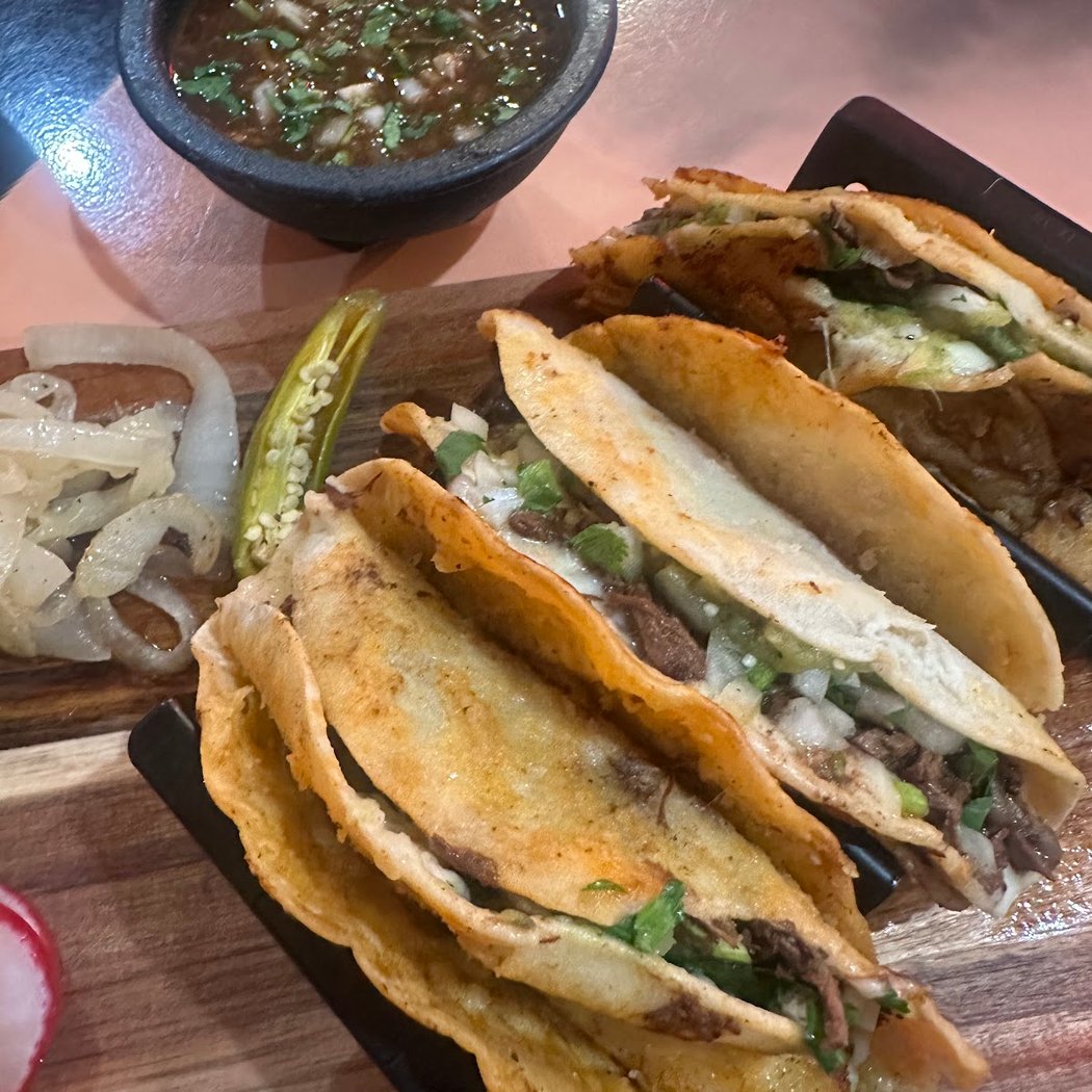 Jalisco's Grill 3