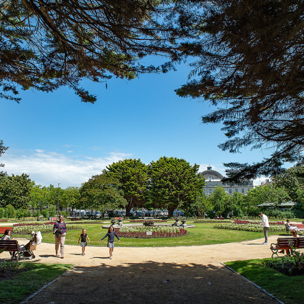 Léon Bonnat Garden 1