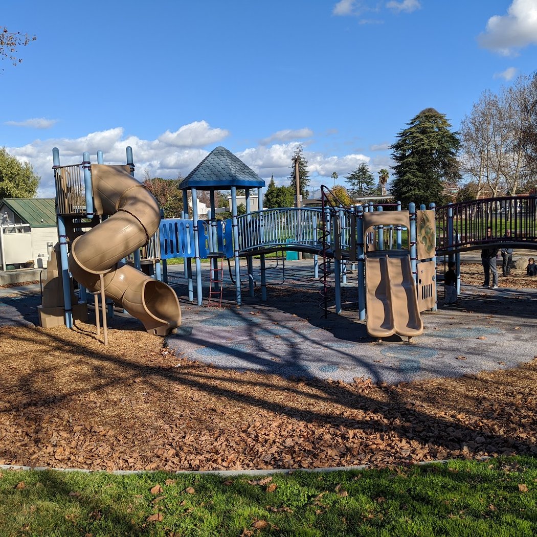 Lincoln Glen Park 1