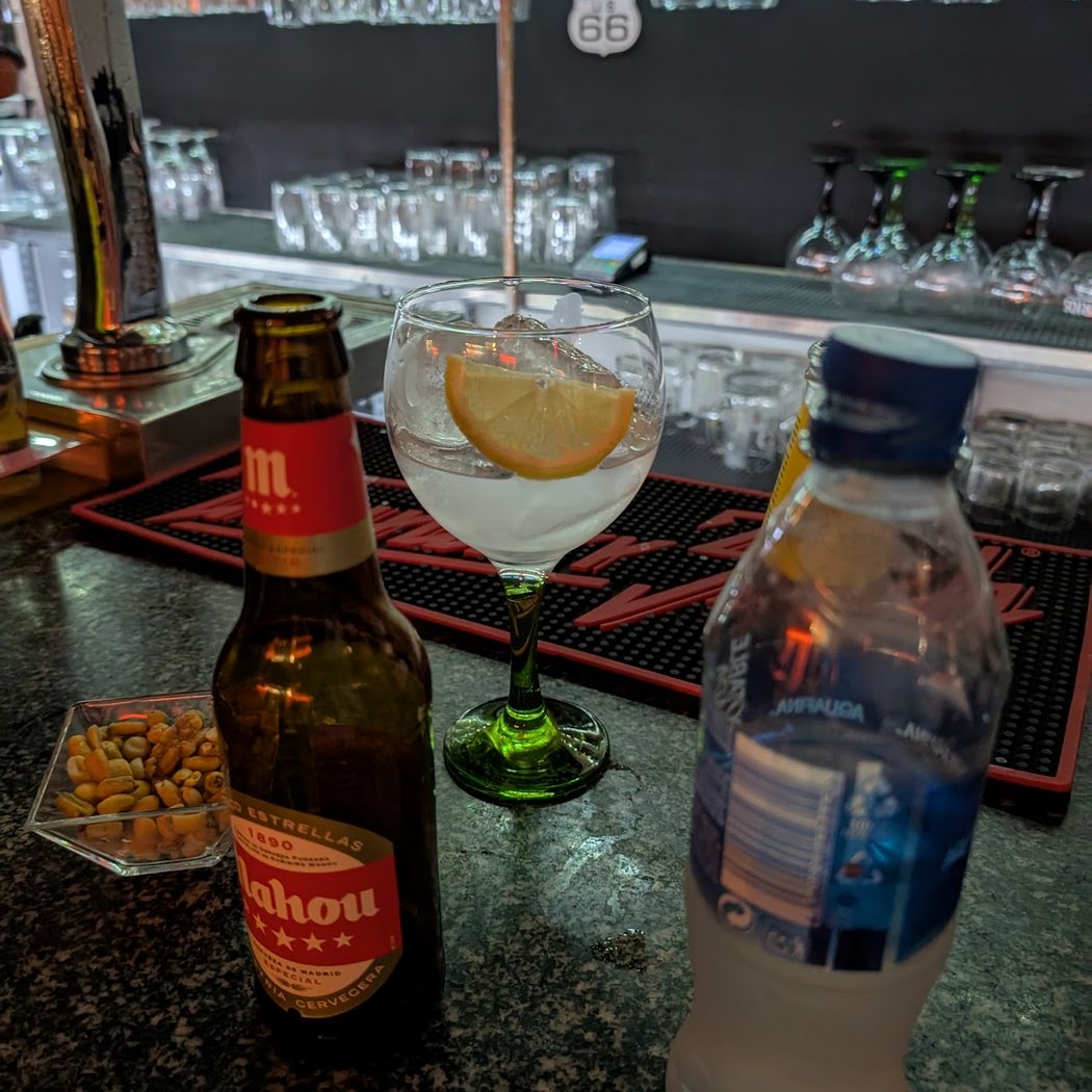 Blackbird Rock Bar 3