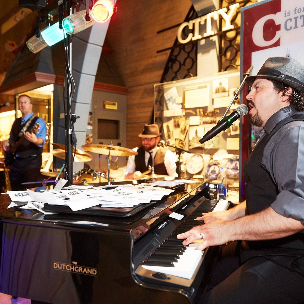Dueling Piano Show 2