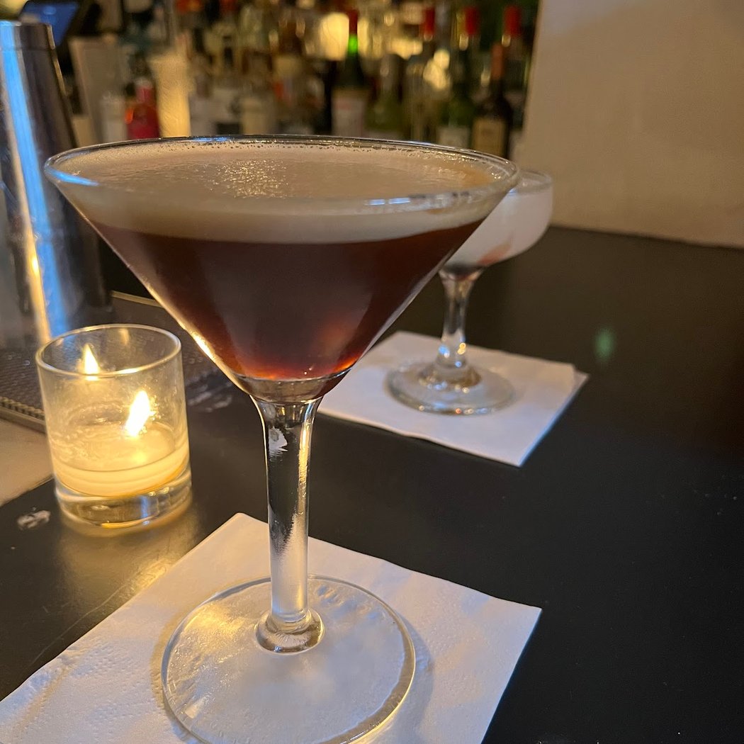 Sapphic Cocktail Bar Residency 1