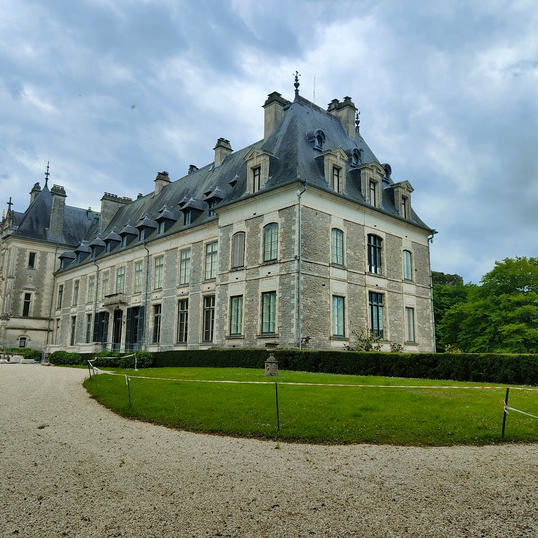 Castle and Estate Menetou-Salon 2