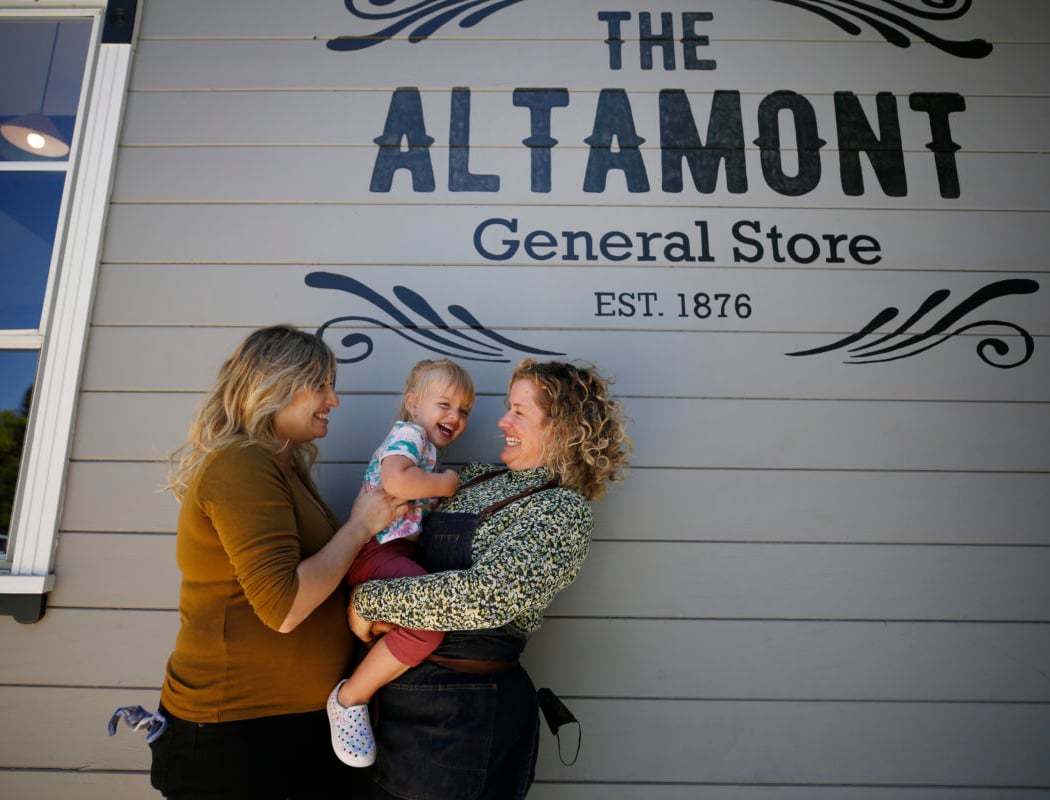 Live Music at Altamont Yard